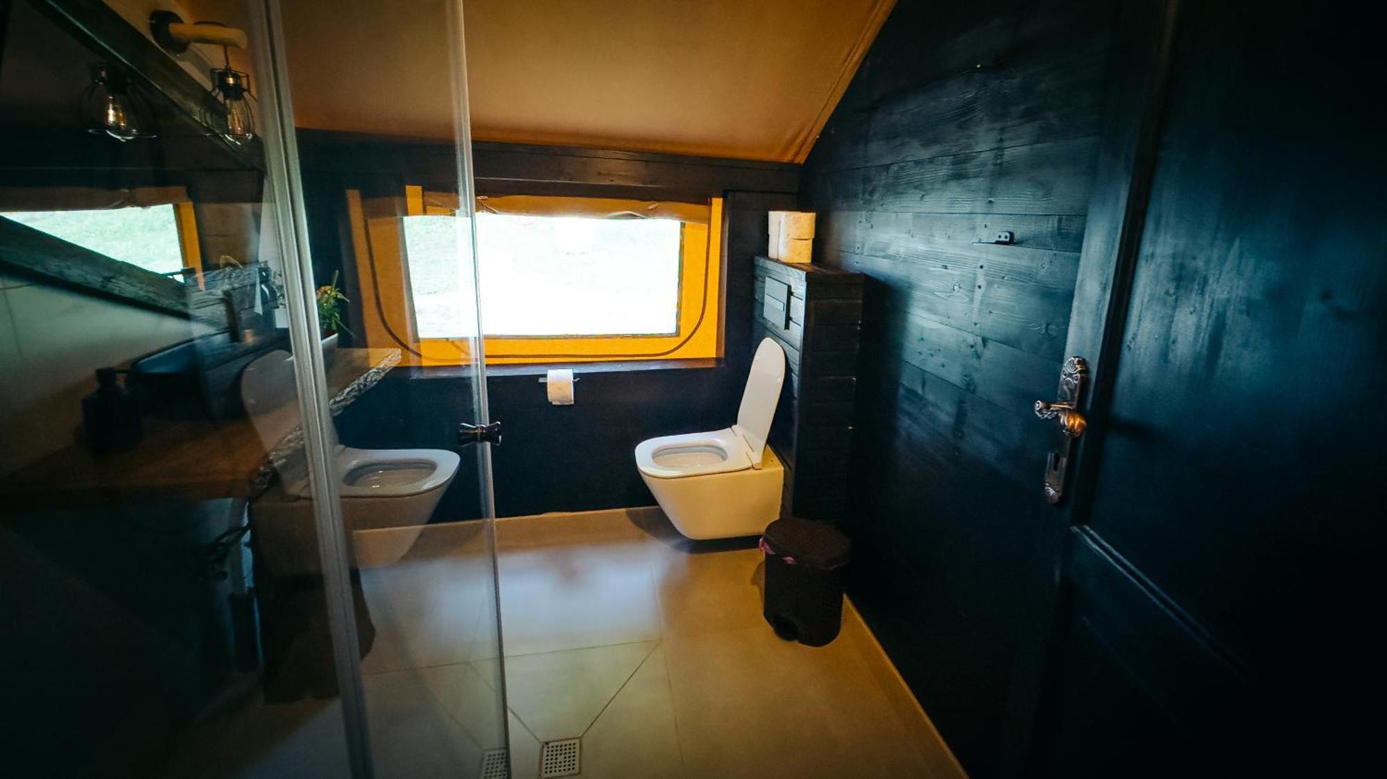 Camp - Adventure Glamping Camping